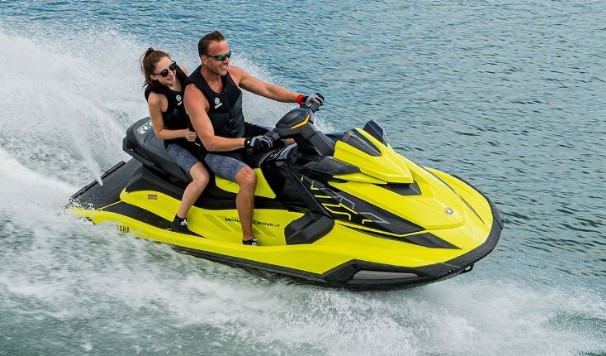 WAVE RUNNER by Yamaha